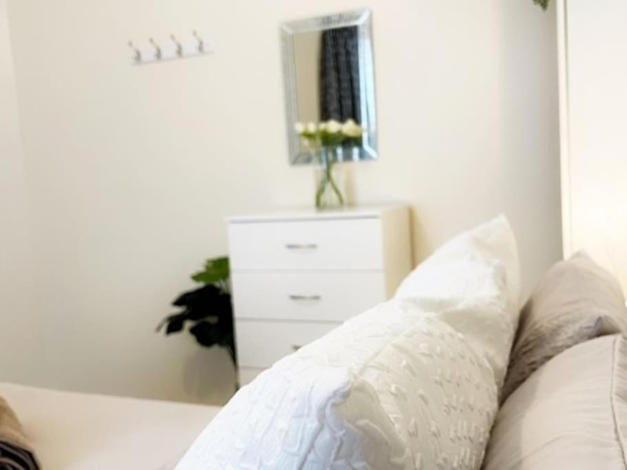 The Perfect Base To Explore And Beyond Holiday home Liverpool
