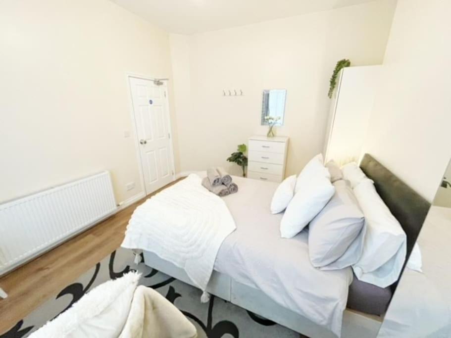 The Perfect Base To Explore And Beyond Holiday home *